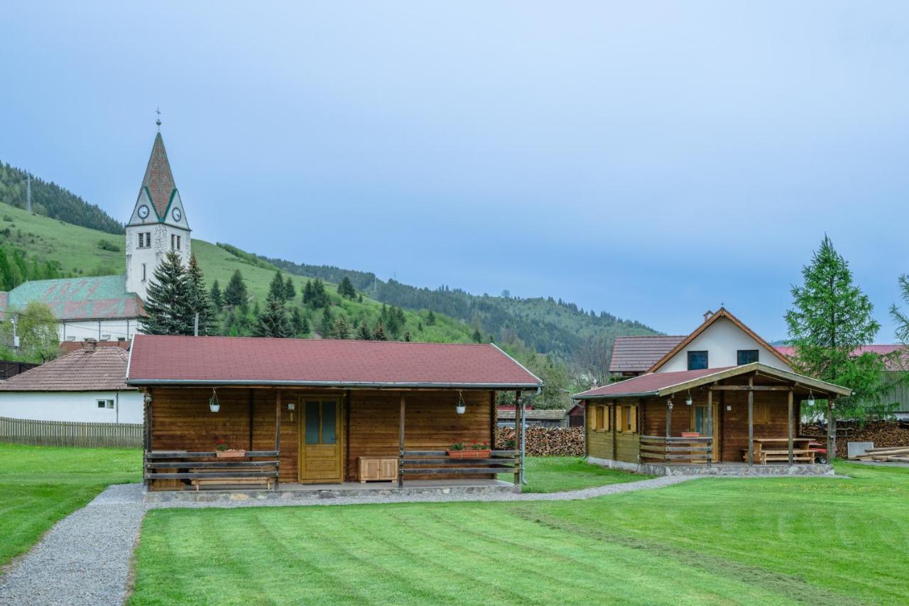 Biotour Camping & Restaurant Ghimes-Faget Exterior photo